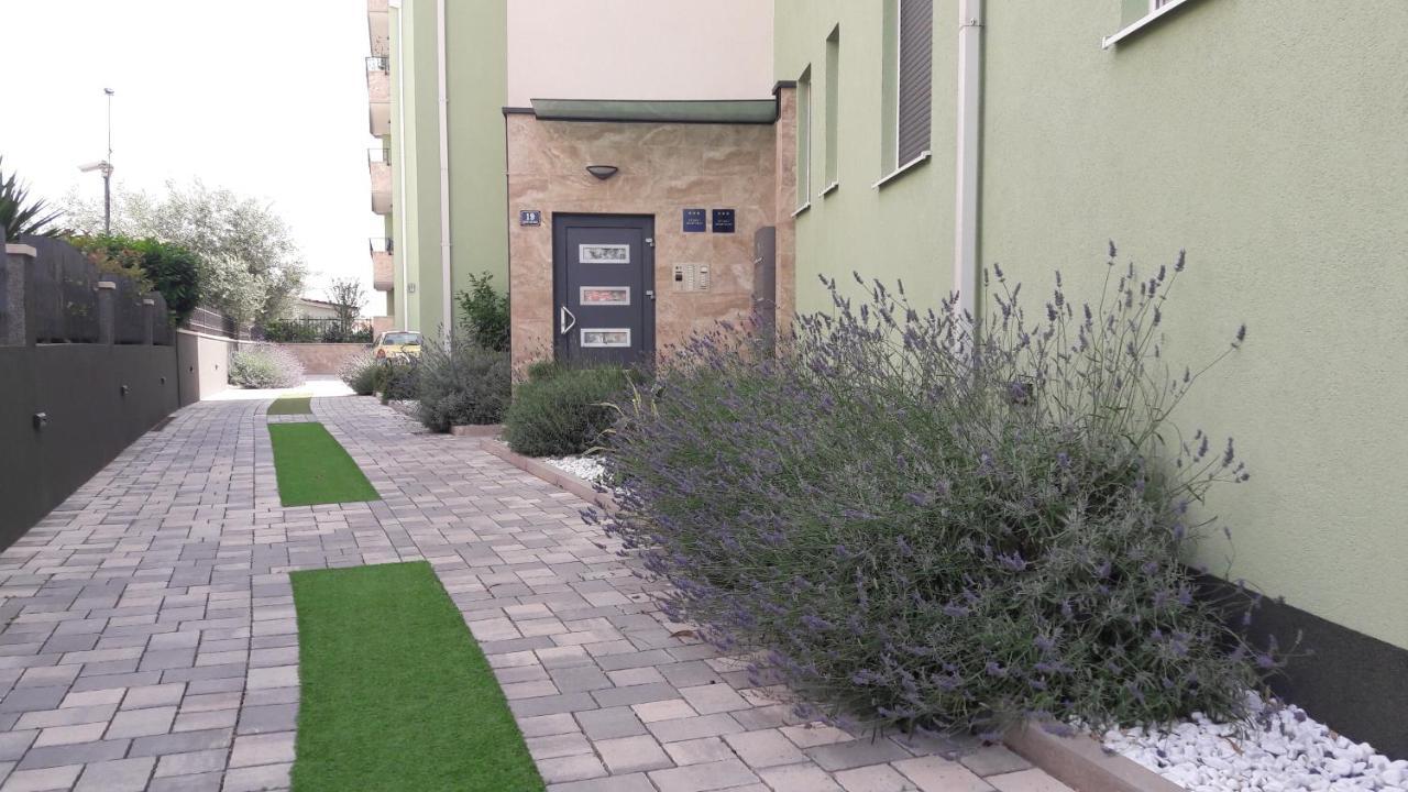 Apartman Lukiana*** Apartment Split Ngoại thất bức ảnh